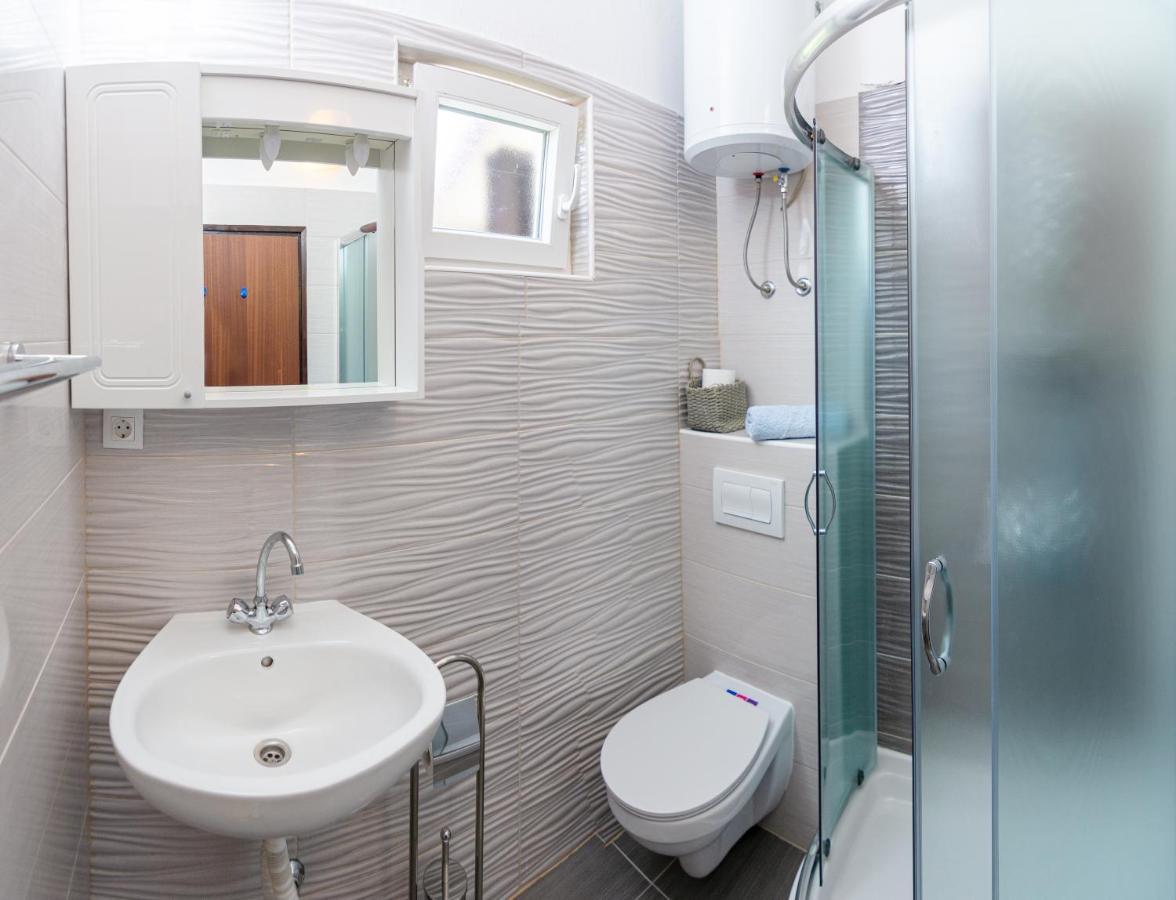 Apartment Plemic Pag Town Bagian luar foto