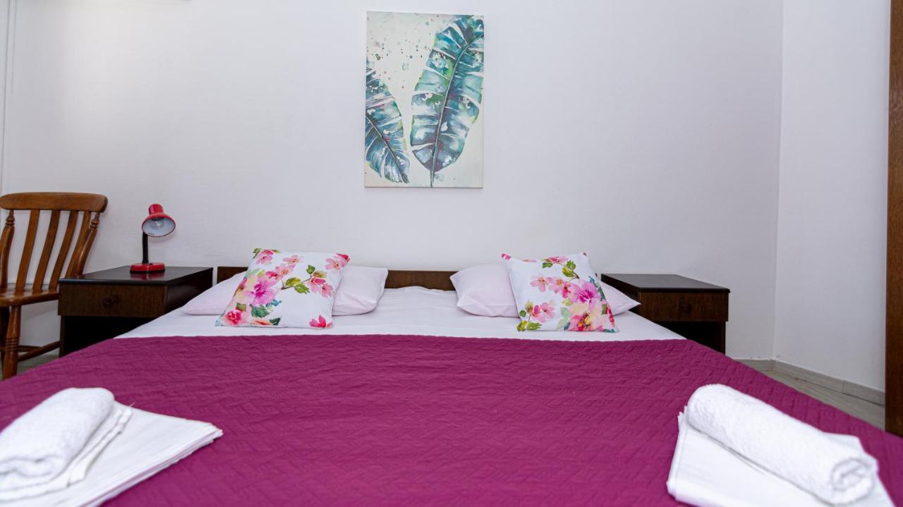 Apartment Plemic Pag Town Bagian luar foto