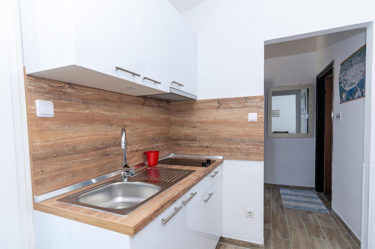 Apartment Plemic Pag Town Bagian luar foto