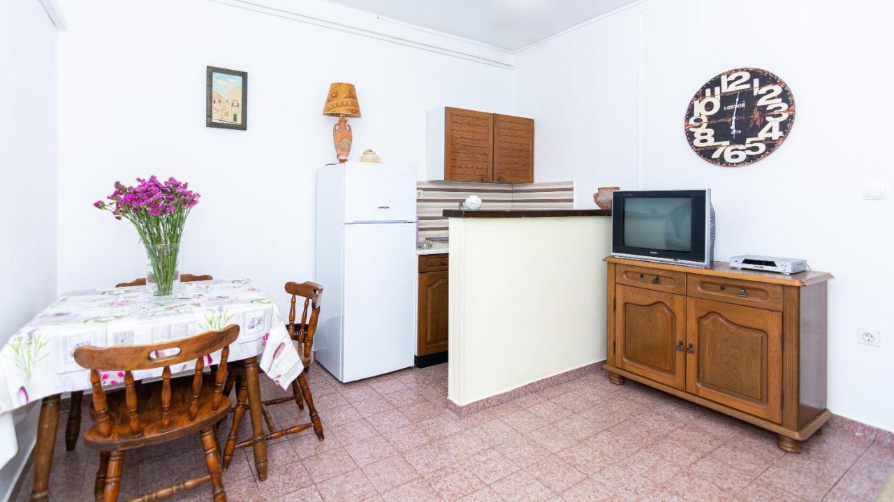 Apartment Plemic Pag Town Bagian luar foto