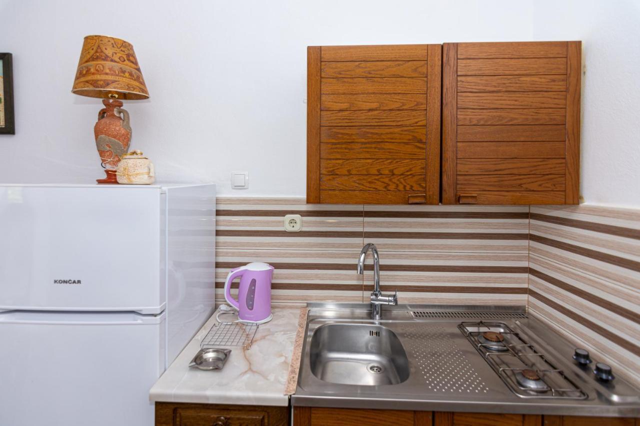Apartment Plemic Pag Town Bagian luar foto