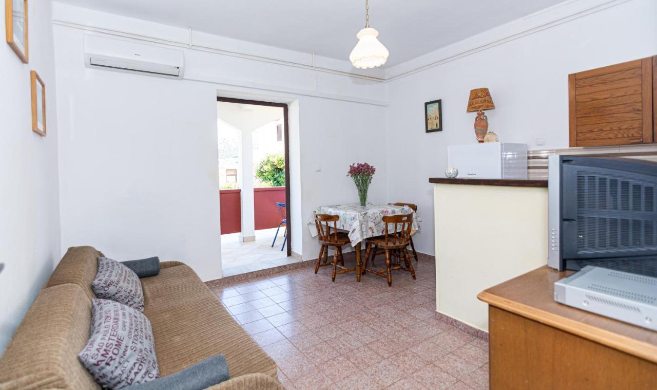 Apartment Plemic Pag Town Bagian luar foto