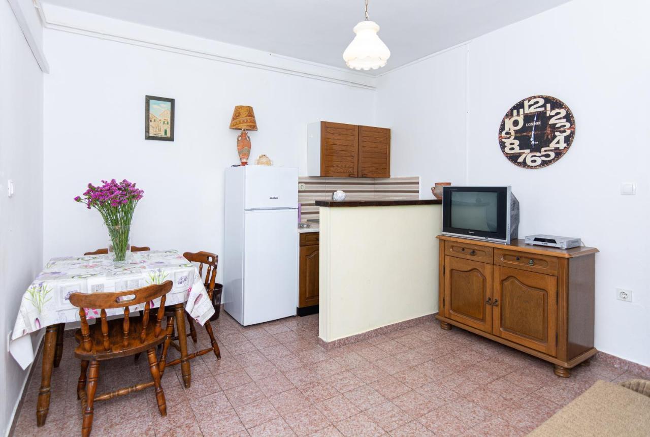 Apartment Plemic Pag Town Bagian luar foto