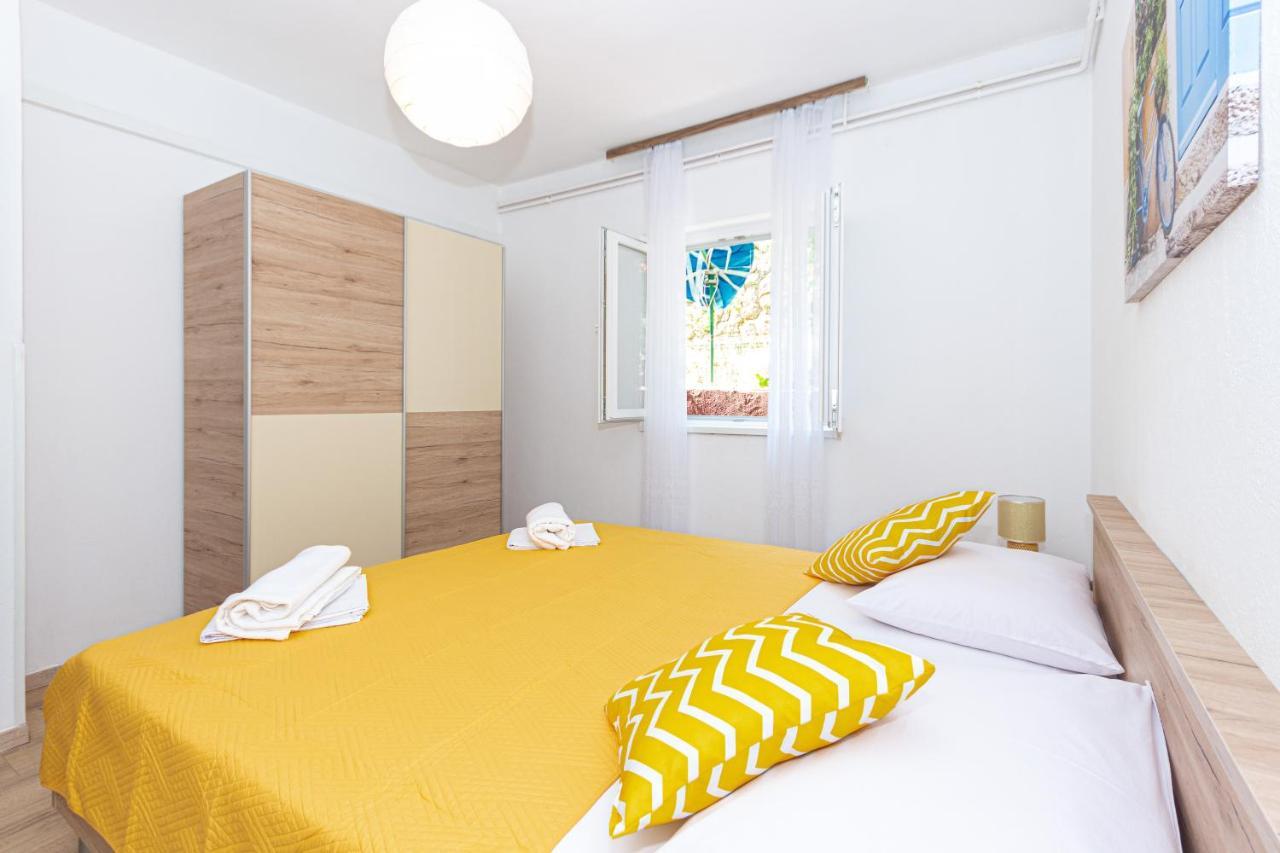 Apartment Plemic Pag Town Bagian luar foto
