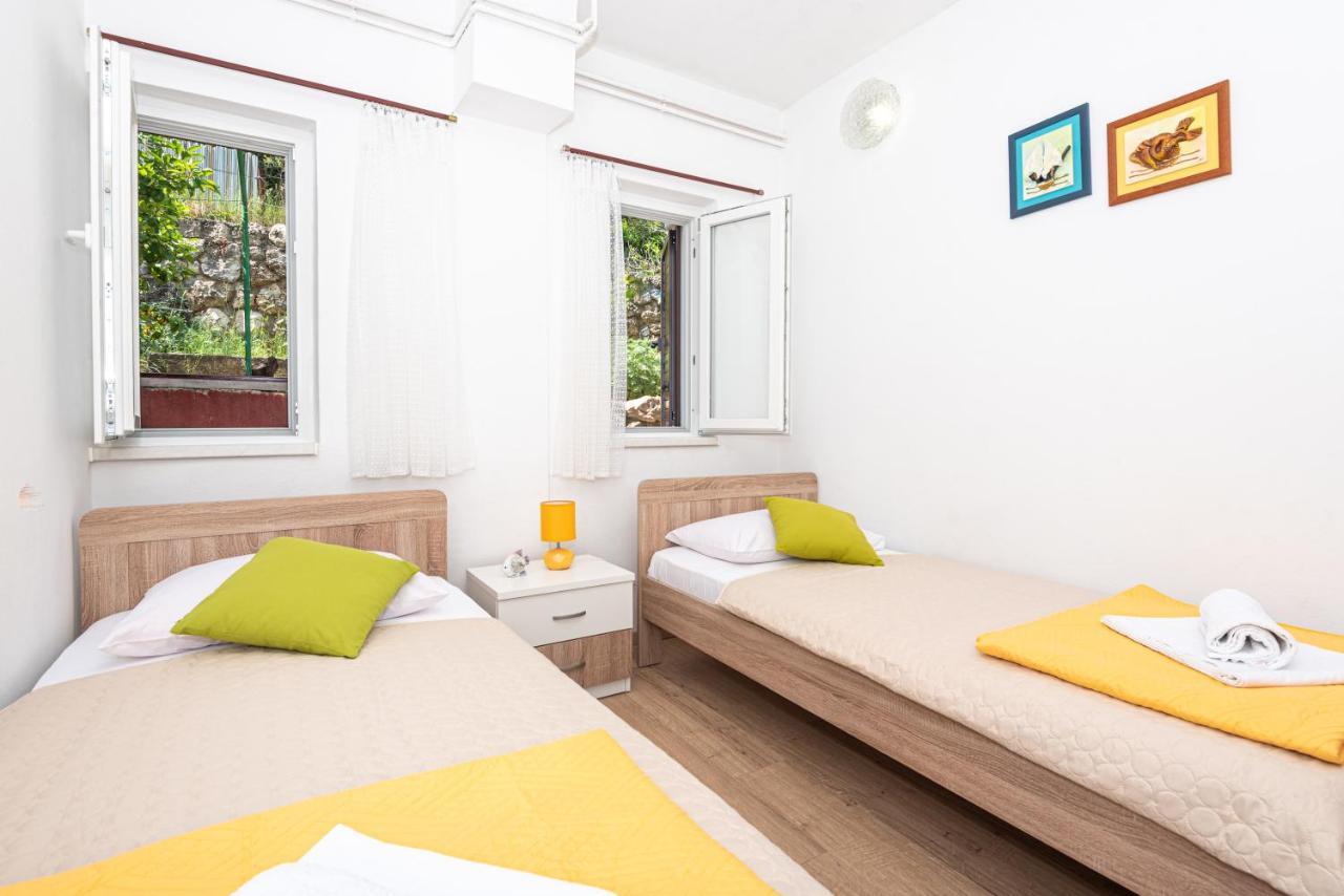 Apartment Plemic Pag Town Bagian luar foto